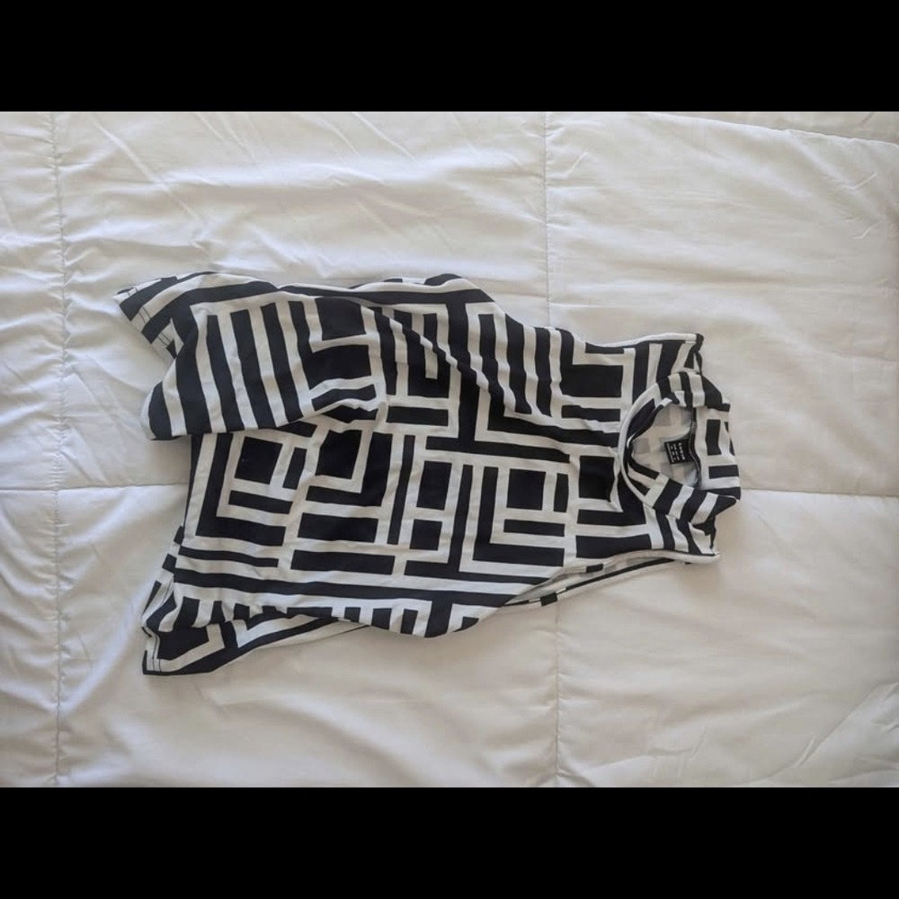 SHEIN Black and White Geometric Tank Top